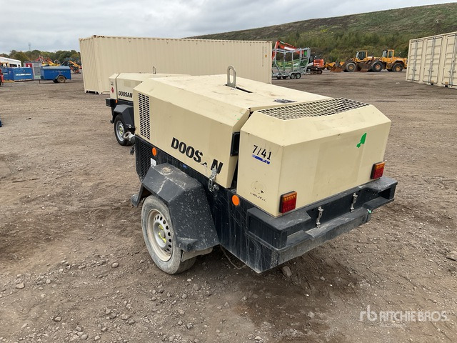 2017 Doosan 7/41 2017 Doosan 7/41 Air Compressor Air Compressor - Compressore d'aria: foto 3 2017 Doosan 7/41 2017 Doosan 7/41 Air Compressor Air Compressor - Compressore d'aria: foto 3