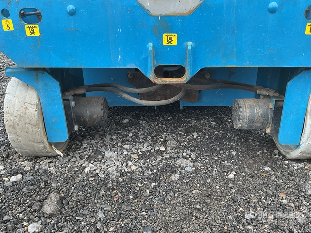 2019 Genie GS-4047 2019 Genie GS4047 Scissor Lift Scissor Lift - Piattaforma a pantografo: foto 5 2019 Genie GS-4047 2019 Genie GS4047 Scissor Lift Scissor Lift - Piattaforma a pantografo: foto 5
