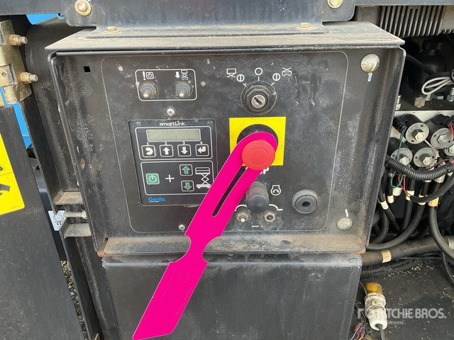 2019 Genie GS4069 Bi-Energy Scissor Lift - Piattaforma a pantografo: foto 5 2019 Genie GS4069 Bi-Energy Scissor Lift - Piattaforma a pantografo: foto 5