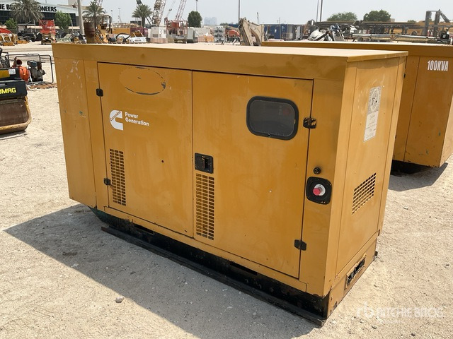 2005 Cummins 100 kVA Skid-Mounted Generator Set - Gruppo elettrogeno: foto 2 2005 Cummins 100 kVA Skid-Mounted Generator Set - Gruppo elettrogeno: foto 2