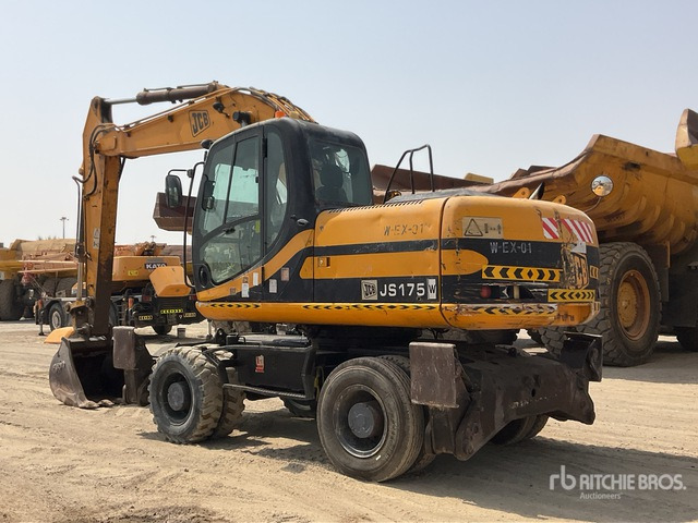 2008 JCB JS175 - Escavatore gommato: foto 3 2008 JCB JS175 - Escavatore gommato: foto 3