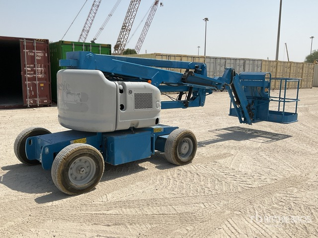 2012 Genie Z-45/25J 2WD Diesel Articulating Boom Lift - Piattaforma articolata: foto 4 2012 Genie Z-45/25J 2WD Diesel Articulating Boom Lift - Piattaforma articolata: foto 4