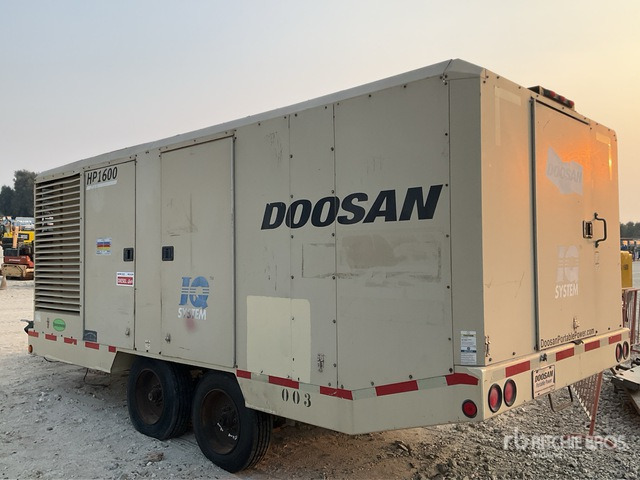 2013 Doosan HP1600WCU-EX-T3 Mobile Air Compressor - Compressore d'aria: foto 2 2013 Doosan HP1600WCU-EX-T3 Mobile Air Compressor - Compressore d'aria: foto 2