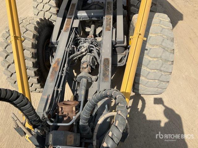 2015 Komatsu HM400-3 Articulated Dump Truck - Dumper articolato: foto 5 2015 Komatsu HM400-3 Articulated Dump Truck - Dumper articolato: foto 5