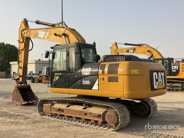 2017 Cat 320D2 - Escavatore cingolato: foto 4 2017 Cat 320D2 - Escavatore cingolato: foto 4