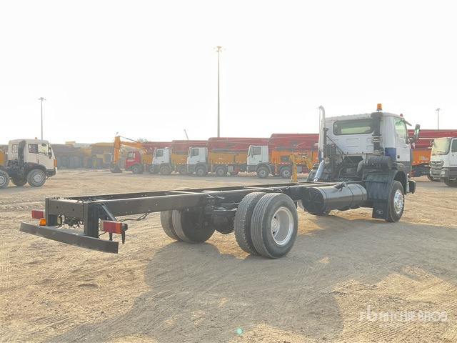 2017 TATA LPT 1618 4x2 Cab and Chassis - Autocarro telaio: foto 4 2017 TATA LPT 1618 4x2 Cab and Chassis - Autocarro telaio: foto 4