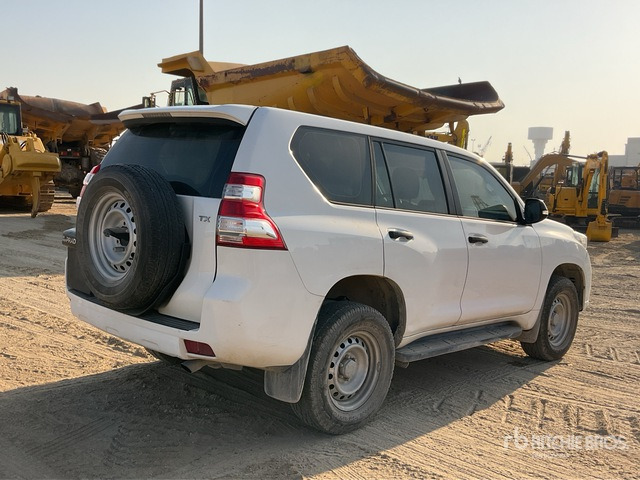 2017 Toyota Prado TX 150L 4x4 SUV - SUV/ Fuoristrada: foto 3 2017 Toyota Prado TX 150L 4x4 SUV - SUV/ Fuoristrada: foto 3