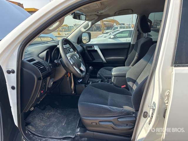 2017 Toyota Prado TX 150L 4x4 SUV - SUV/ Fuoristrada: foto 5 2017 Toyota Prado TX 150L 4x4 SUV - SUV/ Fuoristrada: foto 5