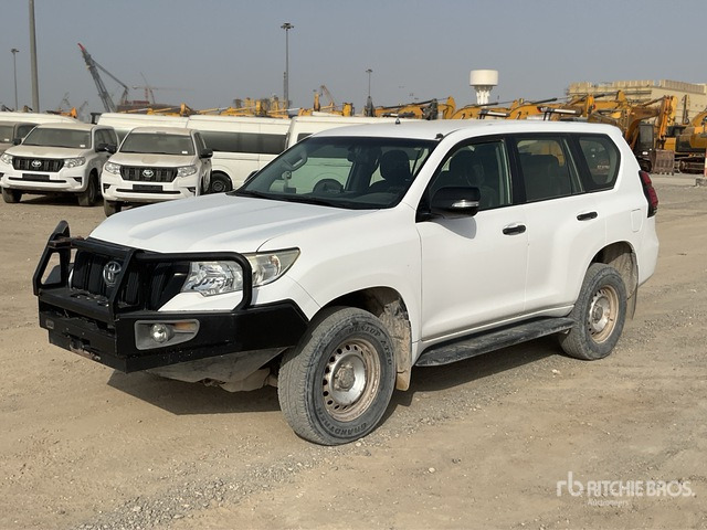 2018 Toyota Prado 150L 4x4 SUV - SUV/ Fuoristrada: foto 1 2018 Toyota Prado 150L 4x4 SUV - SUV/ Fuoristrada: foto 1
