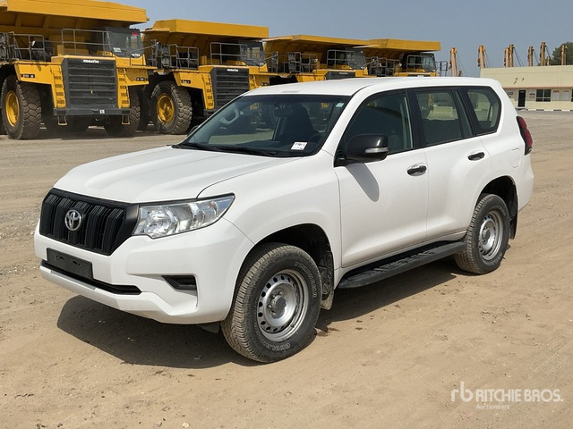 2018 Toyota Prado 150L 4x4 SUV - SUV/ Fuoristrada: foto 2 2018 Toyota Prado 150L 4x4 SUV - SUV/ Fuoristrada: foto 2