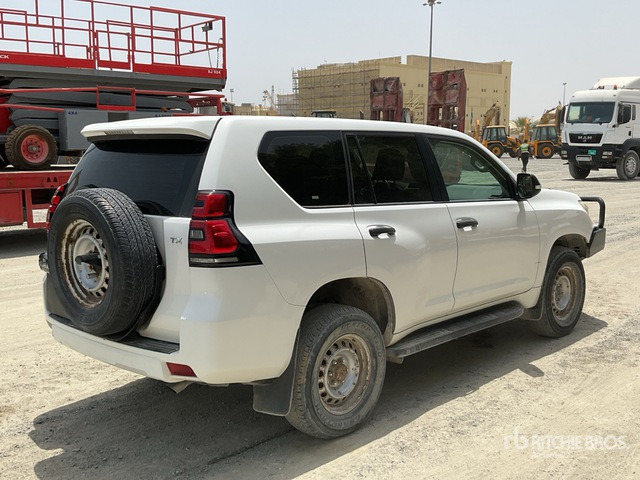 2018 Toyota Prado 150L 4x4 SUV - SUV/ Fuoristrada: foto 3 2018 Toyota Prado 150L 4x4 SUV - SUV/ Fuoristrada: foto 3