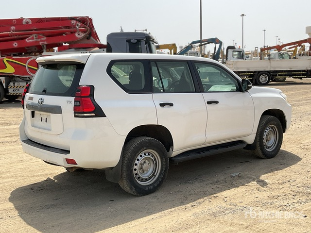 2018 Toyota Prado TX 150L 4x4 SUV - SUV/ Fuoristrada: foto 4 2018 Toyota Prado TX 150L 4x4 SUV - SUV/ Fuoristrada: foto 4