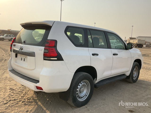 2018 Toyota Prado TX 150L 4x4 SUV - SUV/ Fuoristrada: foto 3 2018 Toyota Prado TX 150L 4x4 SUV - SUV/ Fuoristrada: foto 3