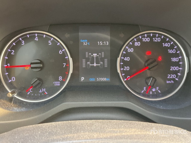 2019 Toyota RAV4 4WD SUV - SUV/ Fuoristrada: foto 4 2019 Toyota RAV4 4WD SUV - SUV/ Fuoristrada: foto 4