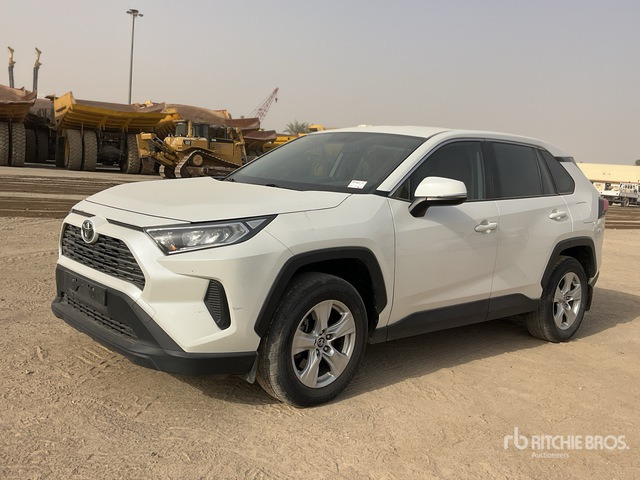 2019 Toyota RAV4 4WD SUV - SUV/ Fuoristrada: foto 2 2019 Toyota RAV4 4WD SUV - SUV/ Fuoristrada: foto 2
