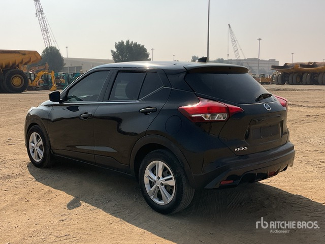 2021 Nissan Kicks 2WD SUV - SUV/ Fuoristrada: foto 2 2021 Nissan Kicks 2WD SUV - SUV/ Fuoristrada: foto 2