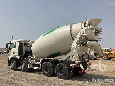 CNHTC HOWO TX340 8x4 Twin-Steer - Autobetoniera: foto 2 CNHTC HOWO TX340 8x4 Twin-Steer - Autobetoniera: foto 2