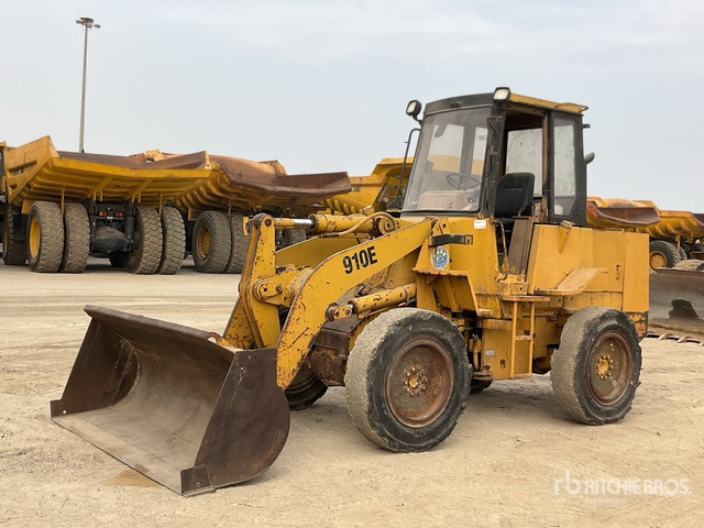 Cat 910E - Pala gommata: foto 1 Cat 910E - Pala gommata: foto 1