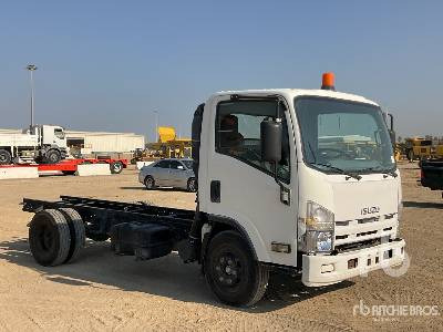 ISUZU REWARD NP 4x2 - Autocarro telaio: foto 4 ISUZU REWARD NP 4x2 - Autocarro telaio: foto 4