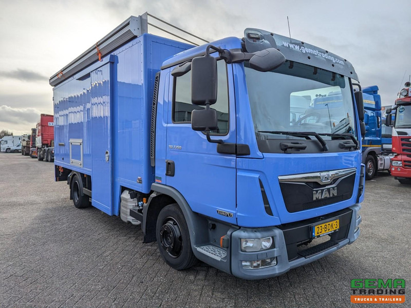 Camion MAN TGL 7.150 4x2 Dagcabine Euro6 - Camper/Kart/Motor/ Mobiele Werkplaats - Laadklep 750KG - Zonnepaneel: foto 17 Camion MAN TGL 7.150 4x2 Dagcabine Euro6 - Camper/Kart/Motor/ Mobiele Werkplaats - Laadklep 750KG - Zonnepaneel: foto 17