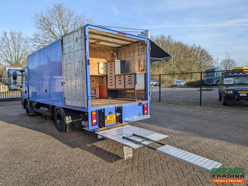 MAN TGL 7.150 4x2 Dagcabine Euro6 - Camper/Kart/Motor/ Mobiele Werkplaats - Laadklep 750KG - Zonnepaneel - Camion: foto 2 MAN TGL 7.150 4x2 Dagcabine Euro6 - Camper/Kart/Motor/ Mobiele Werkplaats - Laadklep 750KG - Zonnepaneel - Camion: foto 2