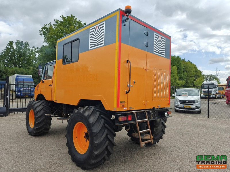Mercedes-Benz Unimog 1300L 4x4 Handgeschakeld - GeslotenBak - PTO - Hydr. steunpoten - Webasto - SondeerWagen - Camion: foto 3 Mercedes-Benz Unimog 1300L 4x4 Handgeschakeld - GeslotenBak - PTO - Hydr. steunpoten - Webasto - SondeerWagen - Camion: foto 3