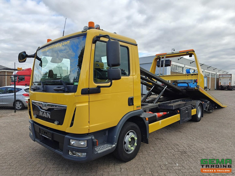 MAN TGL 12.250 4x2 Dagcabine (3 pl) Euro6B - Jige Simplex 5T + Lier 3.5T + Bril 3000kg - 06/2026 APK - Carro attrezzi: foto 1 MAN TGL 12.250 4x2 Dagcabine (3 pl) Euro6B - Jige Simplex 5T + Lier 3.5T + Bril 3000kg - 06/2026 APK - Carro attrezzi: foto 1