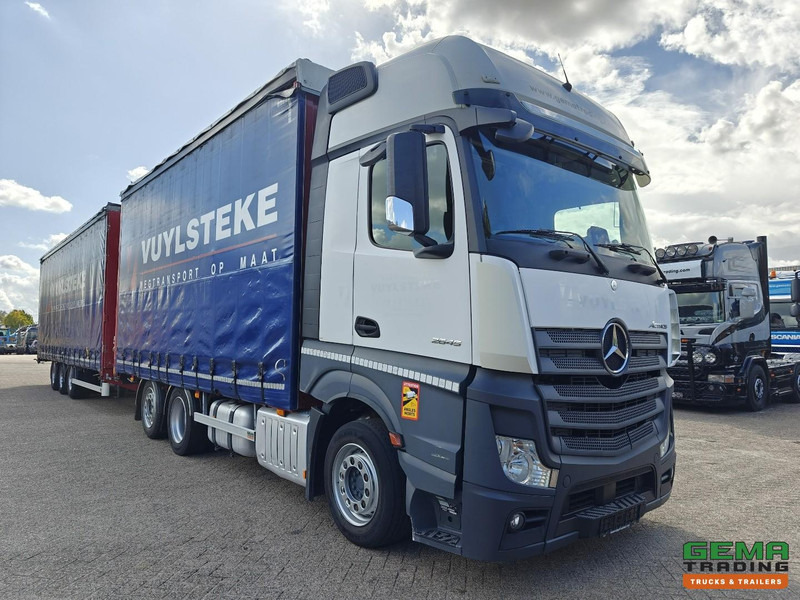 Mercedes-Benz Actros 2645 6x2 Gigaspace Euro6 + 3Axle Trailer - 115m³ VolumeCombi - Dubbele Tanks - Moffet Aansluiting - HH Vloer - SMARTTacho V2 - Autocarro furgonato: foto 4 Mercedes-Benz Actros 2645 6x2 Gigaspace Euro6 + 3Axle Trailer - 115m³ VolumeCombi - Dubbele Tanks - Moffet Aansluiting - HH Vloer - SMARTTacho V2 - Autocarro furgonato: foto 4