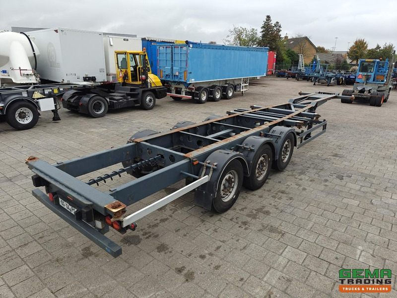 Schmitz Cargobull SCF 24 G 3-Assen MB - LiftAs - Schijfremmen - Vast Chassis - 2x20FT 1x30FT 40FT aansluiting - Semirimorchio portacontainer/ Caisse interchangeable: foto 1 Schmitz Cargobull SCF 24 G 3-Assen MB - LiftAs - Schijfremmen - Vast Chassis - 2x20FT 1x30FT 40FT aansluiting - Semirimorchio portacontainer/ Caisse interchangeable: foto 1