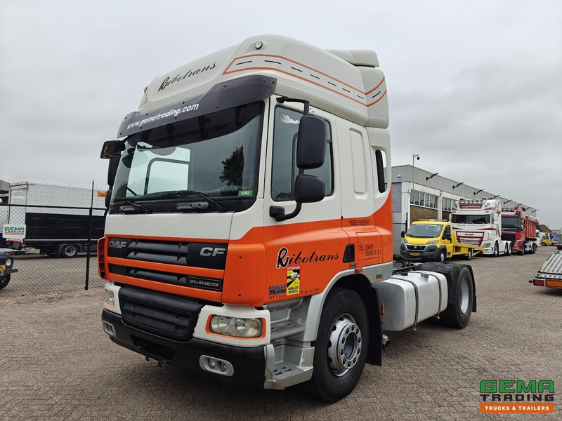 DAF CF75.250 4x2 SpaceCab Euro5 - Handgeschakeld - Airco - Trattore stradale: foto 1 DAF CF75.250 4x2 SpaceCab Euro5 - Handgeschakeld - Airco - Trattore stradale: foto 1