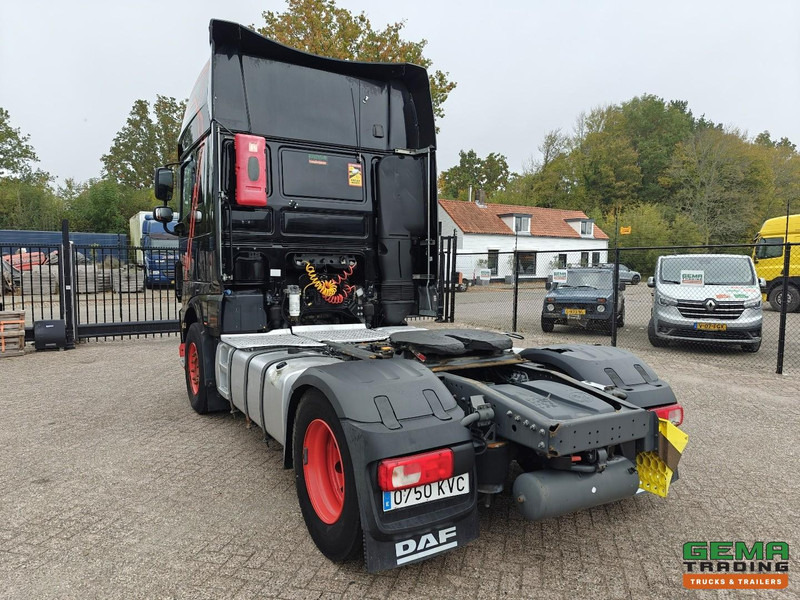 DAF FT XF460 4x2 Superspacecab Euro6A - Retarder - Dubbele Tanks - StandAirco - SMARTTacho V2 - Trattore stradale: foto 4 DAF FT XF460 4x2 Superspacecab Euro6A - Retarder - Dubbele Tanks - StandAirco - SMARTTacho V2 - Trattore stradale: foto 4