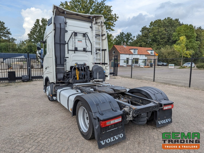Volvo FH420 4x2 Euro6 FH420 4x2 Globetrotter Euro6 - XLOW / Mega - VEB+ - Double Tanks - Air Suspension (T1539) - Trattore stradale: foto 4 Volvo FH420 4x2 Euro6 FH420 4x2 Globetrotter Euro6 - XLOW / Mega - VEB+ - Double Tanks - Air Suspension (T1539) - Trattore stradale: foto 4