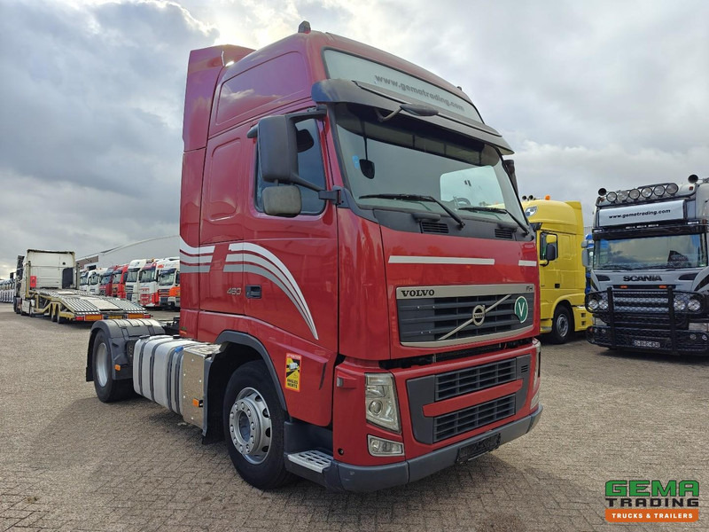 Volvo FH460 4x2 Globetrotter XL Euro5 - Handgeschakeld - Dubbele tanks - Trattore stradale: foto 2 Volvo FH460 4x2 Globetrotter XL Euro5 - Handgeschakeld - Dubbele tanks - Trattore stradale: foto 2