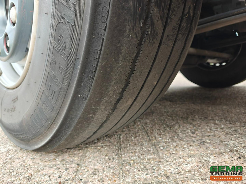 Trattore stradale Volvo FM450 6x2/4 Globetrotter Euro6C - WF/Kiep Hydrauliek - 308.000KM - 12/2025 APK: foto 20 Trattore stradale Volvo FM450 6x2/4 Globetrotter Euro6C - WF/Kiep Hydrauliek - 308.000KM - 12/2025 APK: foto 20