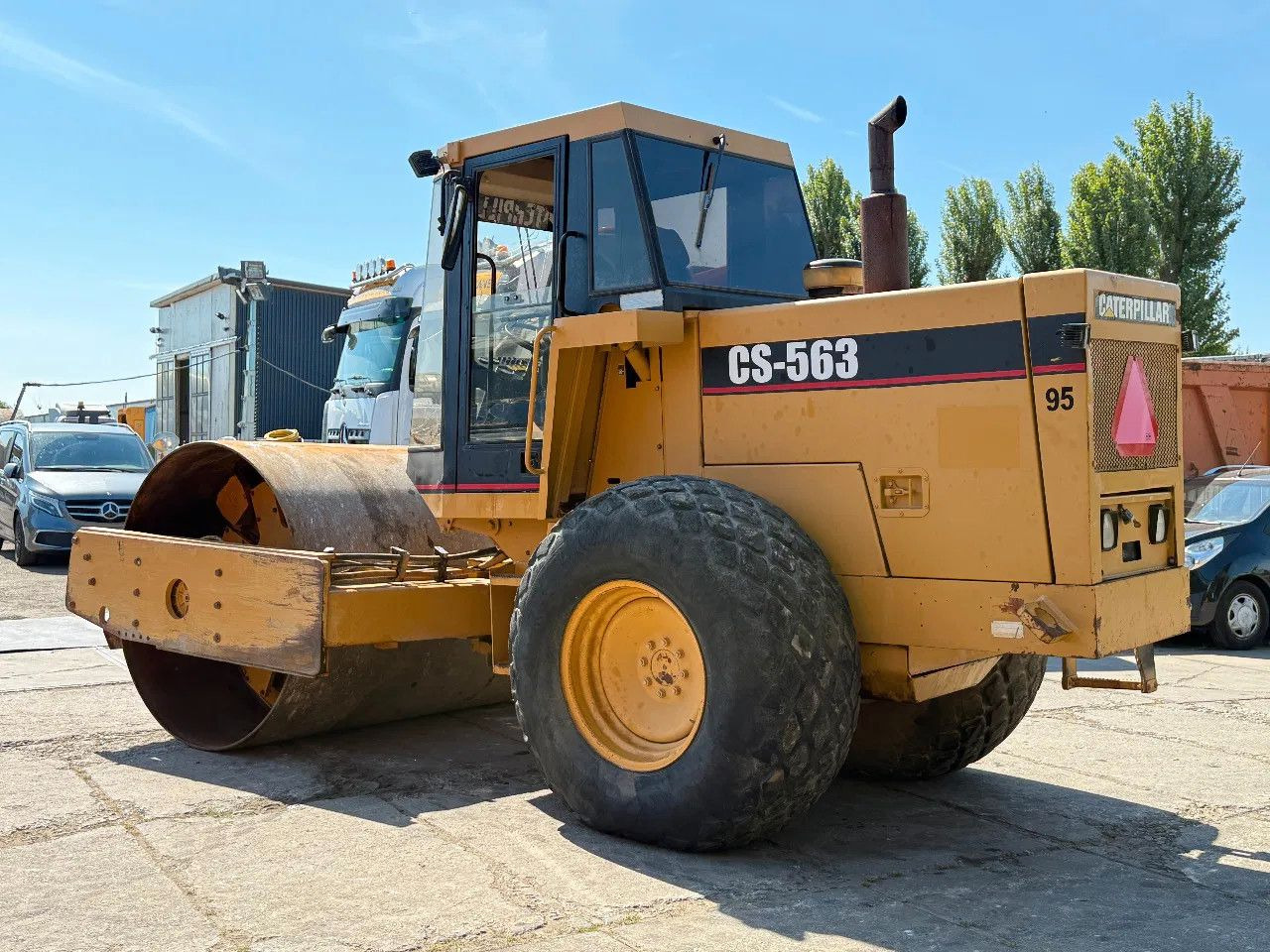 CAT Caterpillar CS 563 Roller with vibration - Rullo compattatore/ Rullo compressore: foto 3 CAT Caterpillar CS 563 Roller with vibration - Rullo compattatore/ Rullo compressore: foto 3