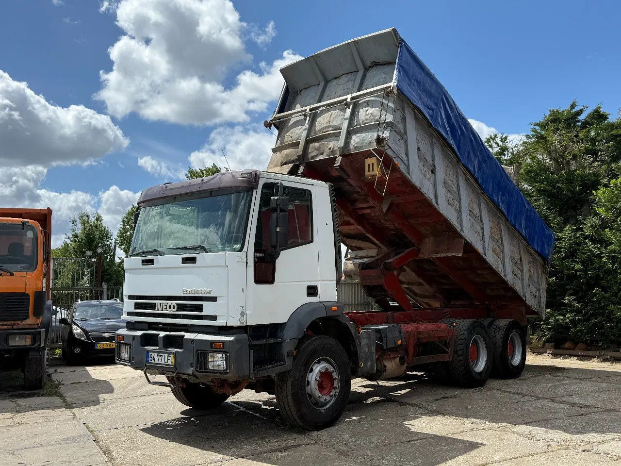 Iveco Eurotrakker 380 E34 6X4 Tipper Spring/Spring Eur - Autocarro ribaltabile: foto 2 Iveco Eurotrakker 380 E34 6X4 Tipper Spring/Spring Eur - Autocarro ribaltabile: foto 2