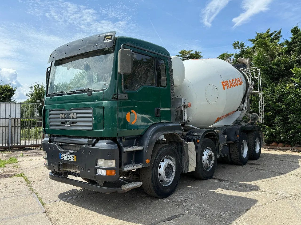MAN TGA 35.360 8X4 CIFA Beton Mixer Spring/Spring ZF - Autobetoniera: foto 2 MAN TGA 35.360 8X4 CIFA Beton Mixer Spring/Spring ZF - Autobetoniera: foto 2
