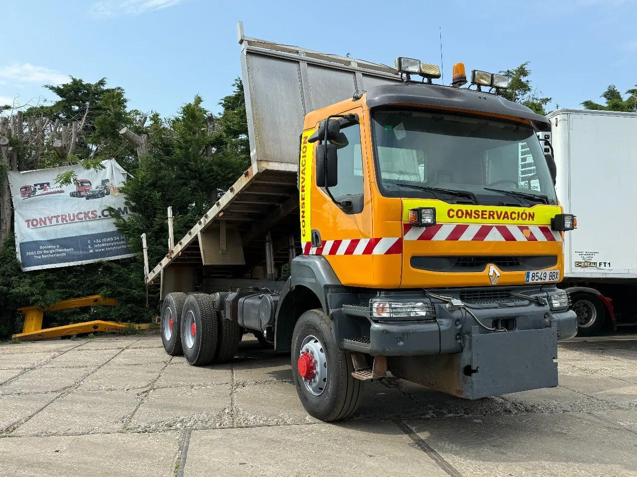 Renault Kerax 400 6X6 Tipper Spring/spring ZF Man Gear E - Autocarro ribaltabile: foto 1 Renault Kerax 400 6X6 Tipper Spring/spring ZF Man Gear E - Autocarro ribaltabile: foto 1