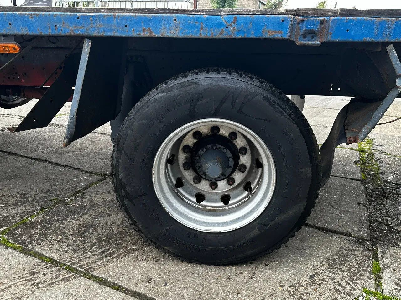Scania P113-360 4X2 Platform Manual Gear Retarder Scania P113-360 4X2 Platform Manual Gear Retarder - Autocarro con pianale/ Cassone fisso: foto 5 Scania P113-360 4X2 Platform Manual Gear Retarder Scania P113-360 4X2 Platform Manual Gear Retarder - Autocarro con pianale/ Cassone fisso: foto 5