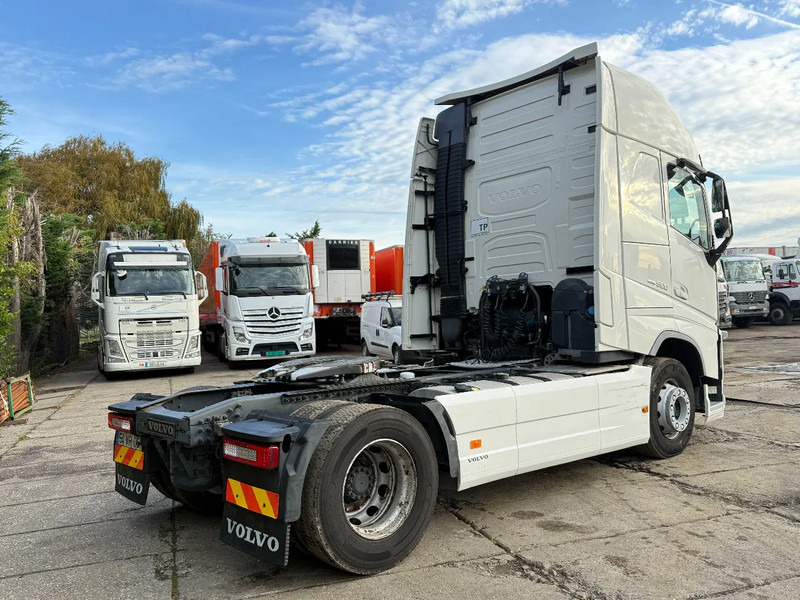 Volvo FH 13.500 4X2 Tractor-unit Spring/Air Retarder Full spoiler - Trattore stradale: foto 4 Volvo FH 13.500 4X2 Tractor-unit Spring/Air Retarder Full spoiler - Trattore stradale: foto 4