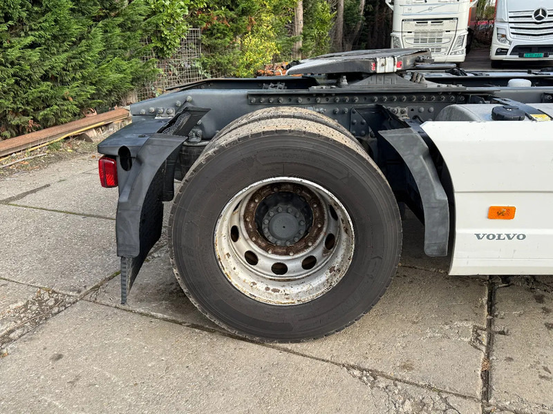 Volvo FH 13.500 4X2 Tractor-unit Spring/Air Retarder Full spoiler - Trattore stradale: foto 5 Volvo FH 13.500 4X2 Tractor-unit Spring/Air Retarder Full spoiler - Trattore stradale: foto 5