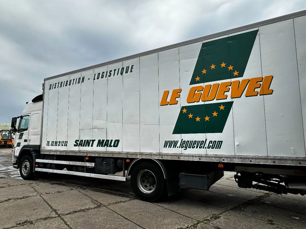 Volvo FM 330 4X2 BOX Spring/Air EURO5 Double Airco Ret - Autocarro furgonato: foto 3 Volvo FM 330 4X2 BOX Spring/Air EURO5 Double Airco Ret - Autocarro furgonato: foto 3