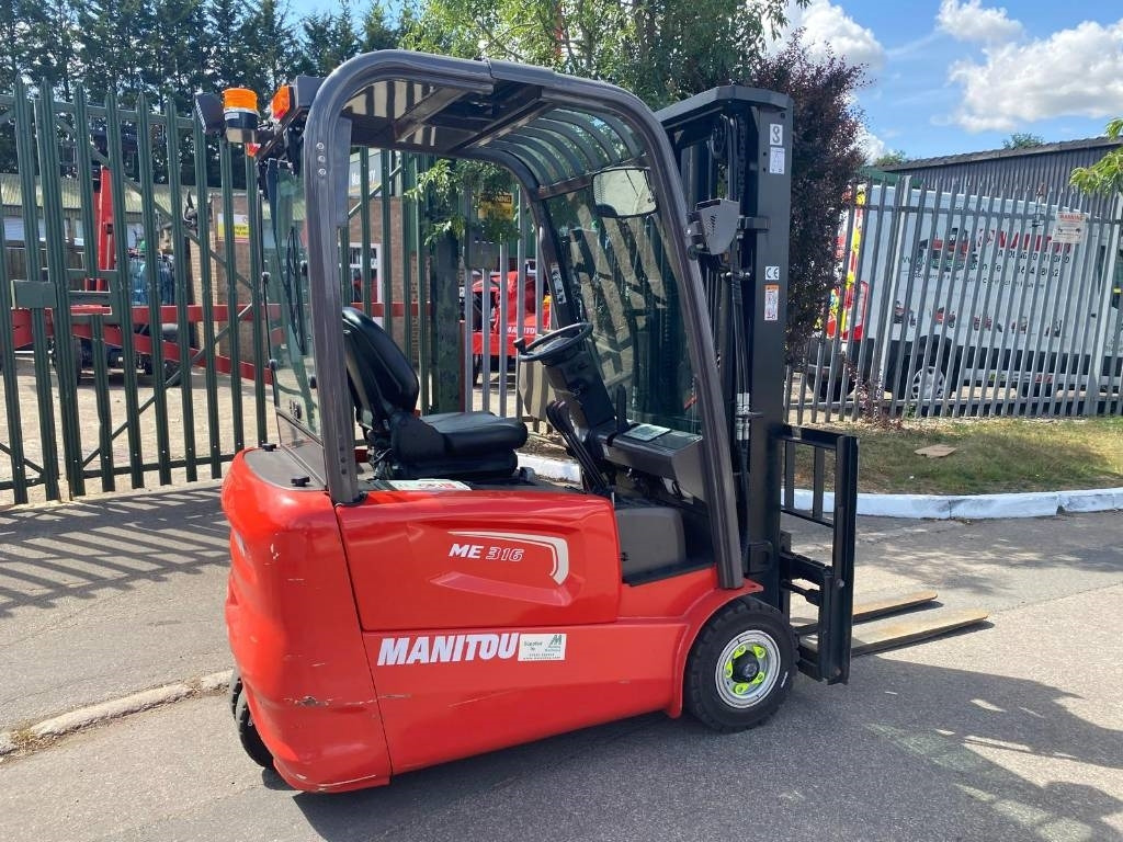 Manitou ME 316 - Carrello elevatore elettrico: foto 2 Manitou ME 316 - Carrello elevatore elettrico: foto 2