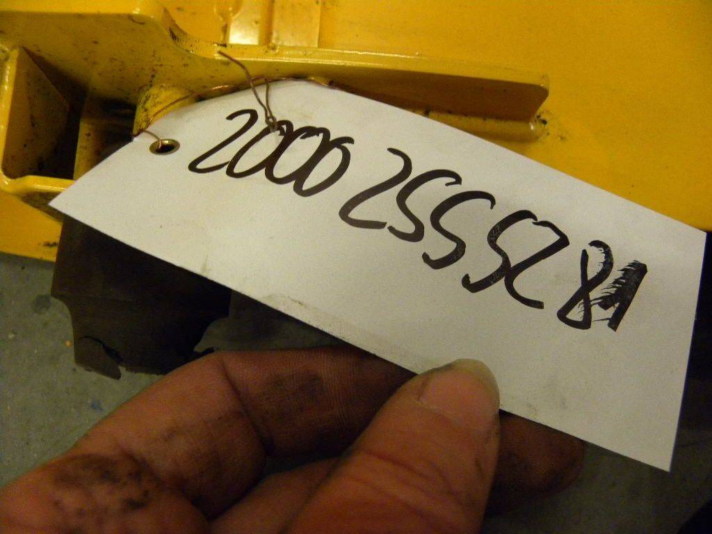 Front hood for Jungheinrich ERD 220 501 - Carrozzeria ed esterni per Mezzo di movimentazione: foto 4 Front hood for Jungheinrich ERD 220 501 - Carrozzeria ed esterni per Mezzo di movimentazione: foto 4