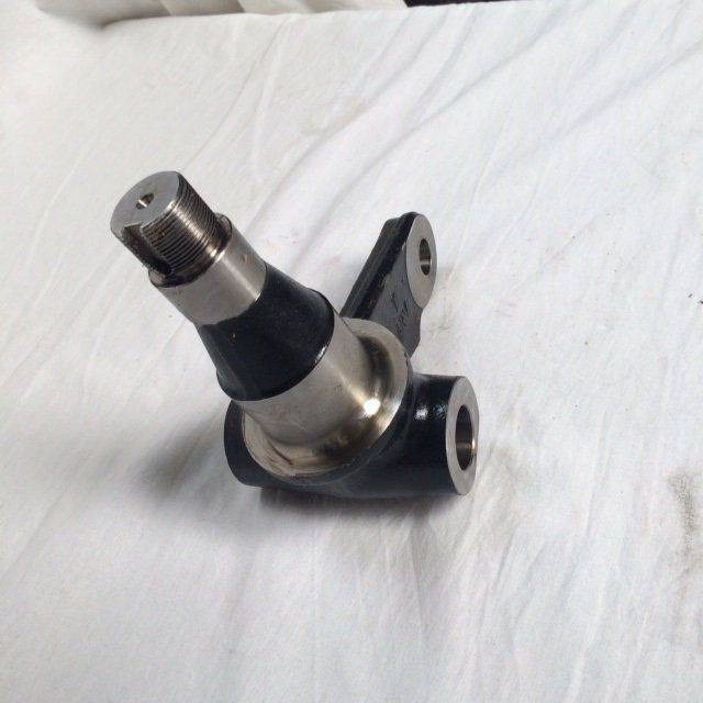 Knuckle, R.H. for Caterpillar - Fuso a snodo per Mezzo di movimentazione: foto 2 Knuckle, R.H. for Caterpillar - Fuso a snodo per Mezzo di movimentazione: foto 2