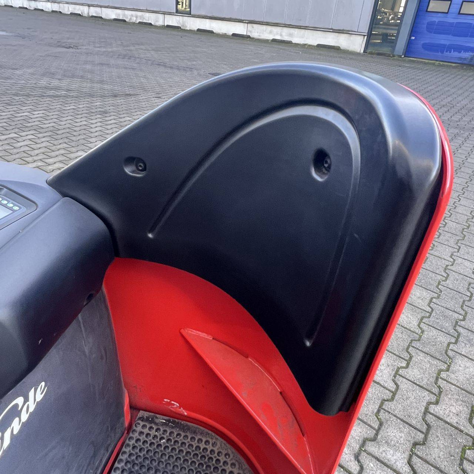 Linde D14SP (133) - Stoccatore: foto 4 Linde D14SP (133) - Stoccatore: foto 4