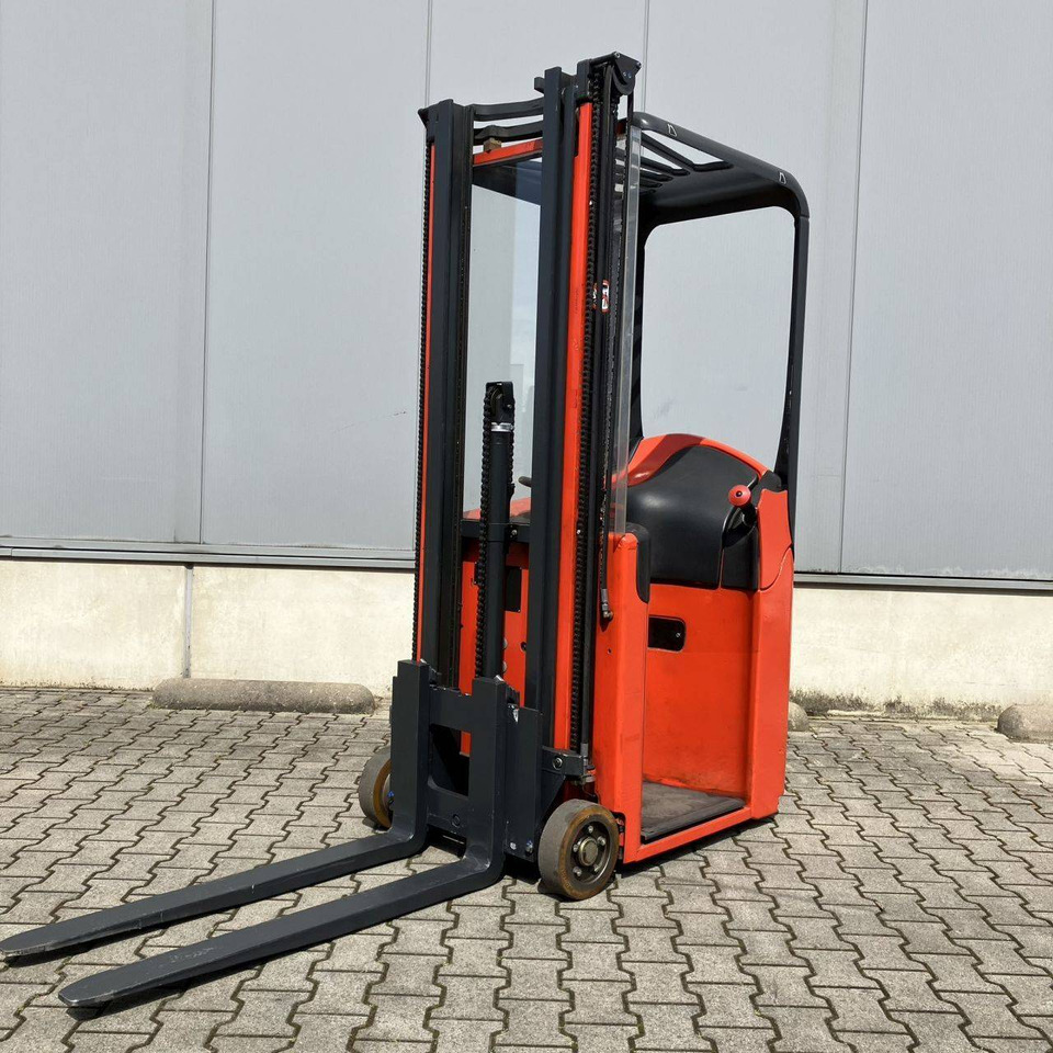 Linde E10 (334) - Carrello elevatore elettrico: foto 1 Linde E10 (334) - Carrello elevatore elettrico: foto 1