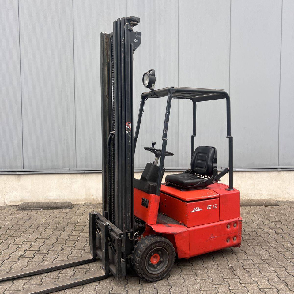Linde E14 (324) - Carrello elevatore elettrico: foto 1 Linde E14 (324) - Carrello elevatore elettrico: foto 1