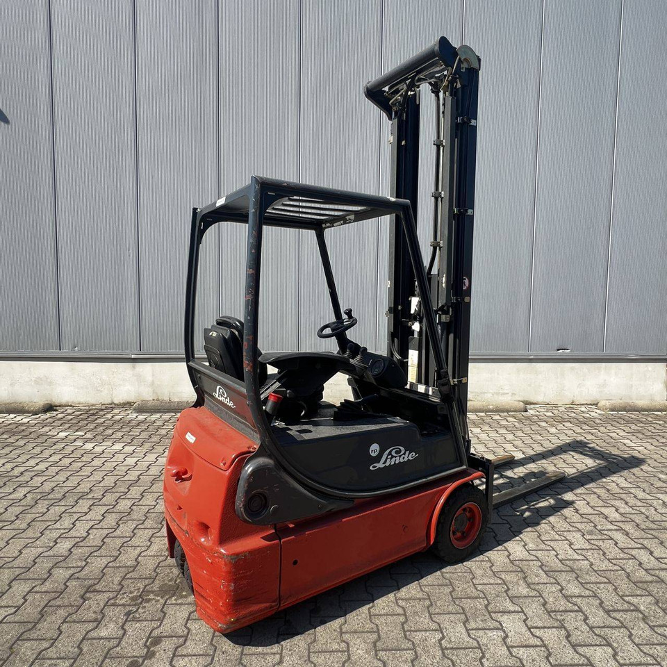 Linde E14 (335-02) - Carrello elevatore elettrico: foto 2 Linde E14 (335-02) - Carrello elevatore elettrico: foto 2