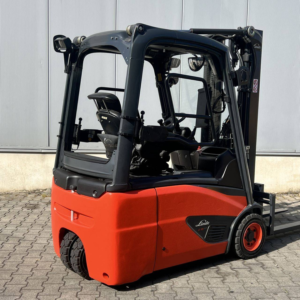 Linde E16 (386-02) EVO - Carrello elevatore elettrico: foto 2 Linde E16 (386-02) EVO - Carrello elevatore elettrico: foto 2